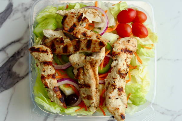 Fresh garden salads delivery in Cohasset MA with crisp vegetables